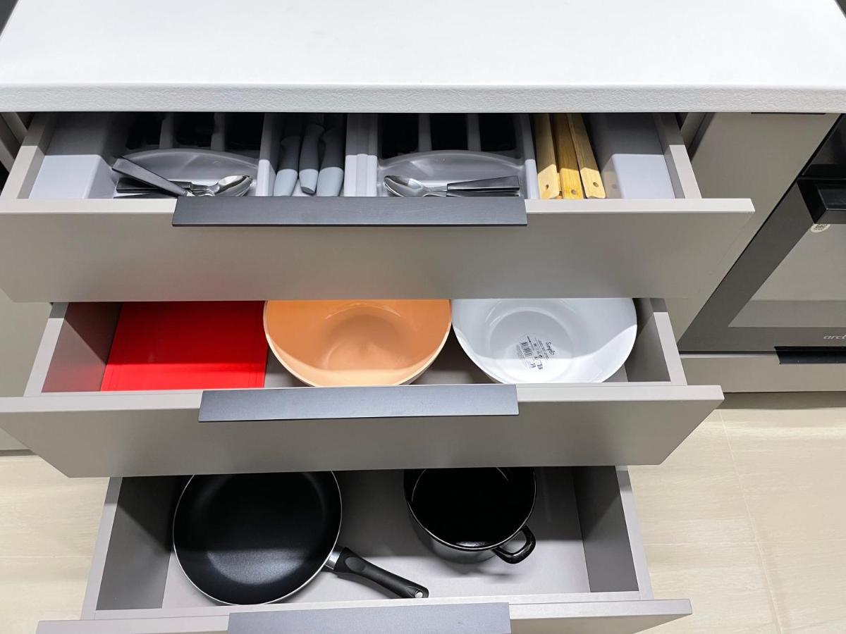 Modern Gray / Designed Leilighet Iasi Eksteriør bilde