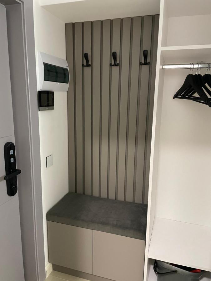 Modern Gray / Designed Leilighet Iasi Eksteriør bilde